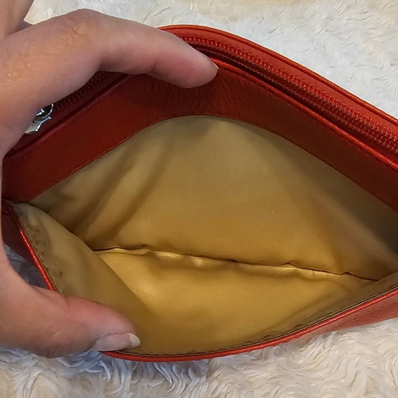 Coach Cherry Red Leather Shoulder Bag - Picture 9 of 12